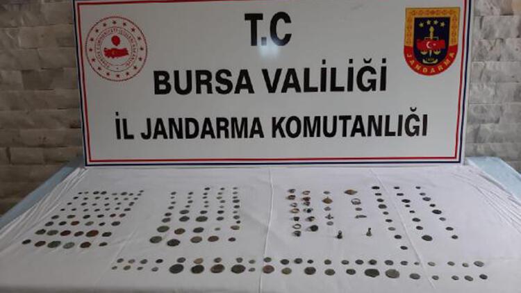 Bursa’da tarihi eser satıcıları suçüstü yakalandı