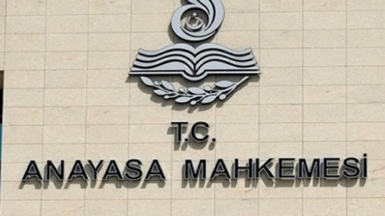 Bahçeli’ye göre Anayasa Mahkemesi de kapatılmalı