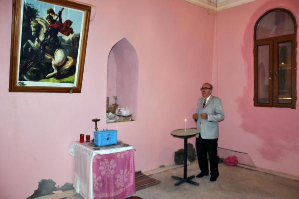 İ̇lçede Yaşayan Tek Ermeni’yi, Paskalya Bayramı’nda Müslümanlar Yalnız Bırakmadı