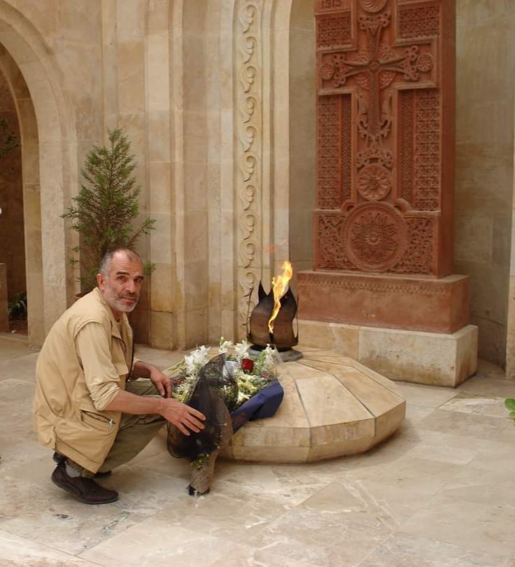 Sait Çetinoğlu: “24 Nisanda kalbimin yarısı Yerablur’daysa diğer yarısı Tsitsernakaberd’de…”