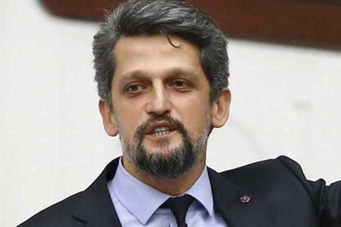 İHD’den Garo Paylan’ı hedef alan Ümit Özdağ hakkında suç duyurusu: Irkçılık suçtur