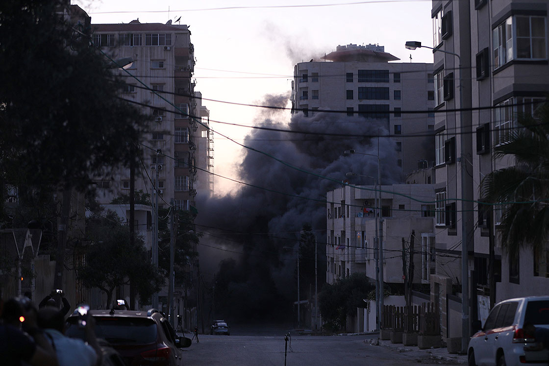 “Gazze’de sivillerin hedef alınması savaş suçu olarak soruşturumalı”