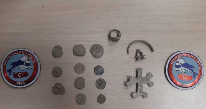 Sivas’ta 3 kişi Bizans dönemine ait tarihi eserlerle yakalandı