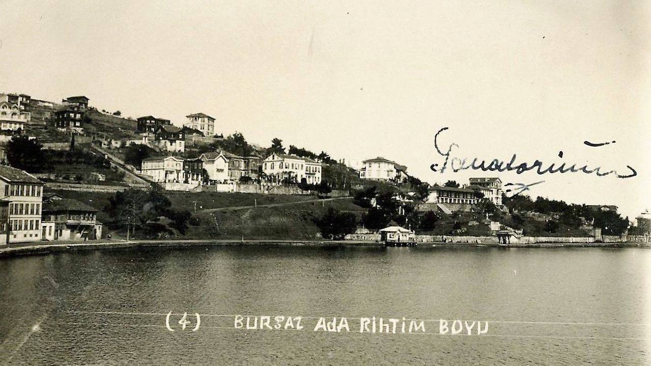 Burgaz’ı bu kez Burgazlılar anlatıyor