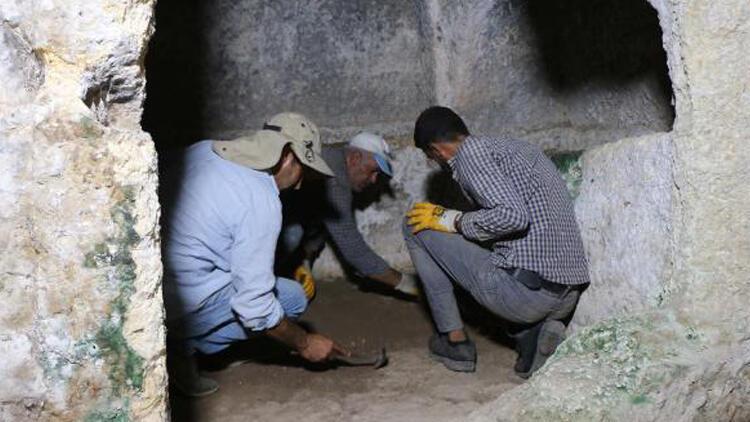 Adıyaman’da Roma dönemine ait 60 aile mezarlığı bulundu