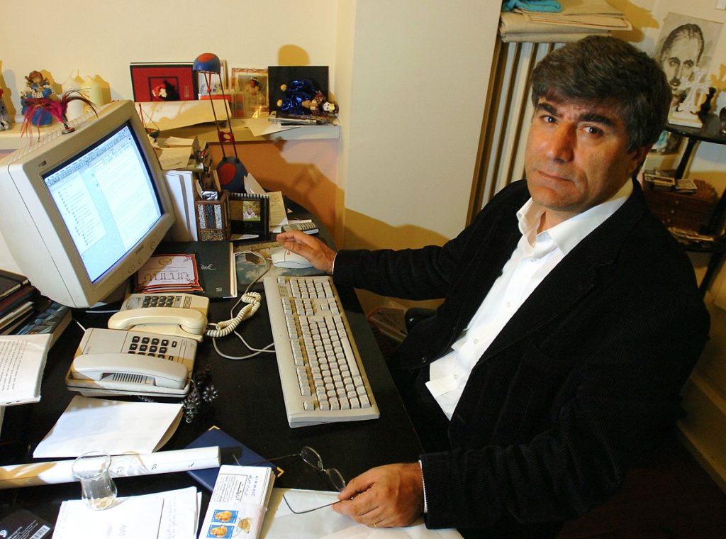 12 Eylül, Hrant Dink ve “Tuvalet Korosunun” İstiklal Marşı