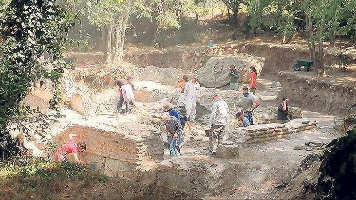 İstanbul’un en eski aziz mezarı anıtı