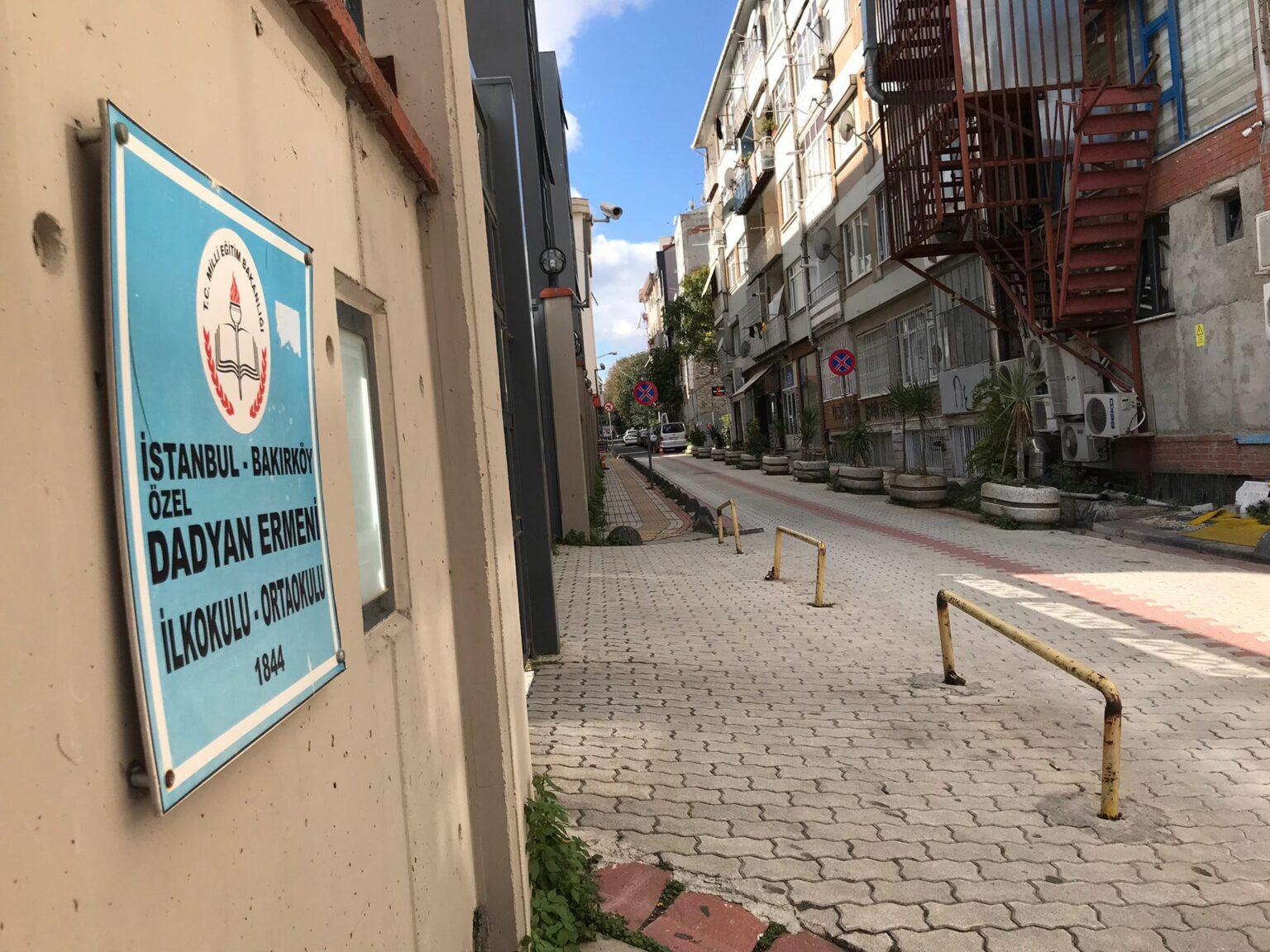 İstanbul-Bakırköy’deki Dadyan Sokağı’nın adı yine değişti – “Yıllardır burada kardeşçe yaşıyoruz, yapılan çok yanlış”