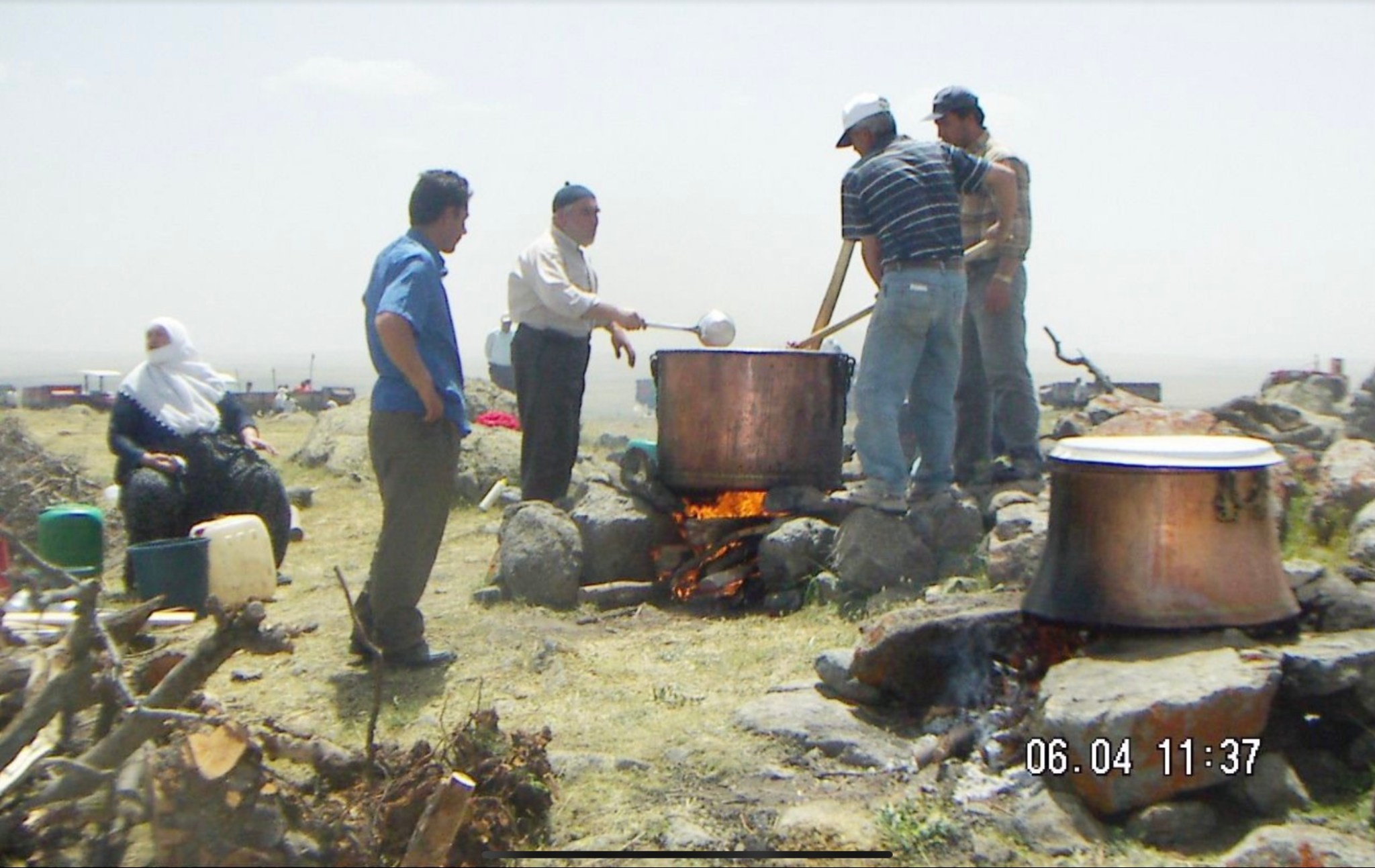 Kiliselerin yıkıldığı köy: TİL