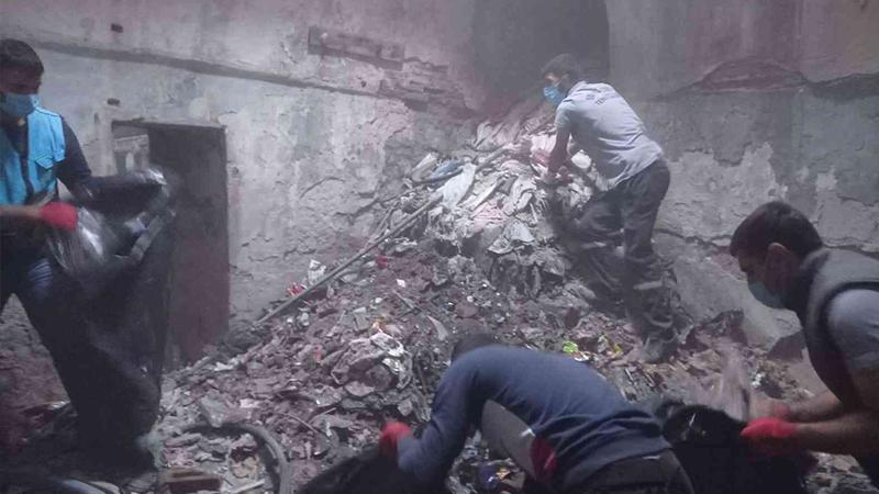 Diyarbakır’da 500 yıllık tarihi hamamdan 15 ton çöp çıkarıldı