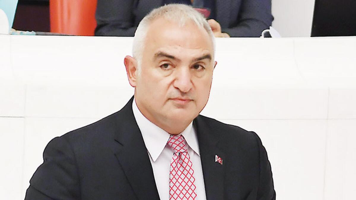 Bakan Ersoy’dan Kürtçe bilançosu: ‘‘Kürtçe kitap basılıyor. Tiyatro da oynuyoruz, müzik de çalıyoruz.’