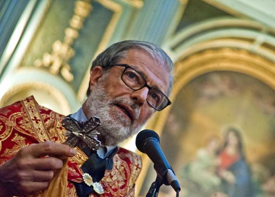 Ermeni Katolik Kilisesi Cemaati Ruhani Reisi Pek Muhterem Levon Kerebaydzar Zekiyan’ın Noel ve Ilahi Vahiy Mesajı