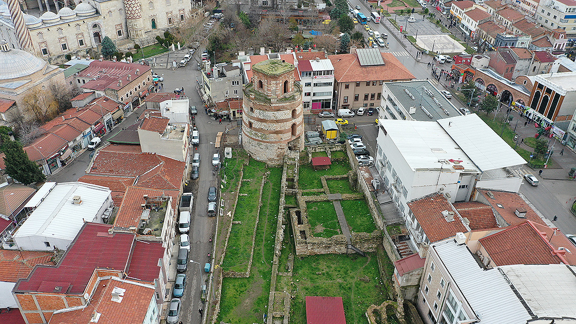 Sanat tarihçilerinin ‘başyapıt’ olarak nitelendirdiği Makedon Kulesi’nde restorasyon başladı