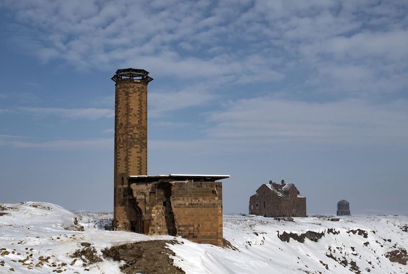 Ani’deki tarihi cami ibadete açılıyor