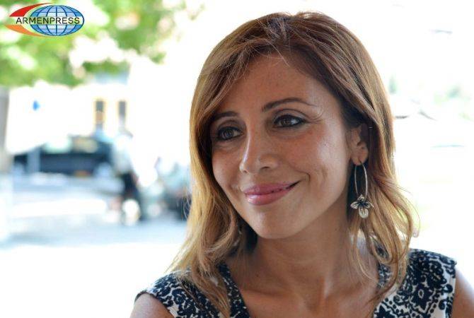 Sibil, Türk şarkıcı Yasemin Göksu ile Ermenice ‘Bingöl’ şarkısını seslendirdi