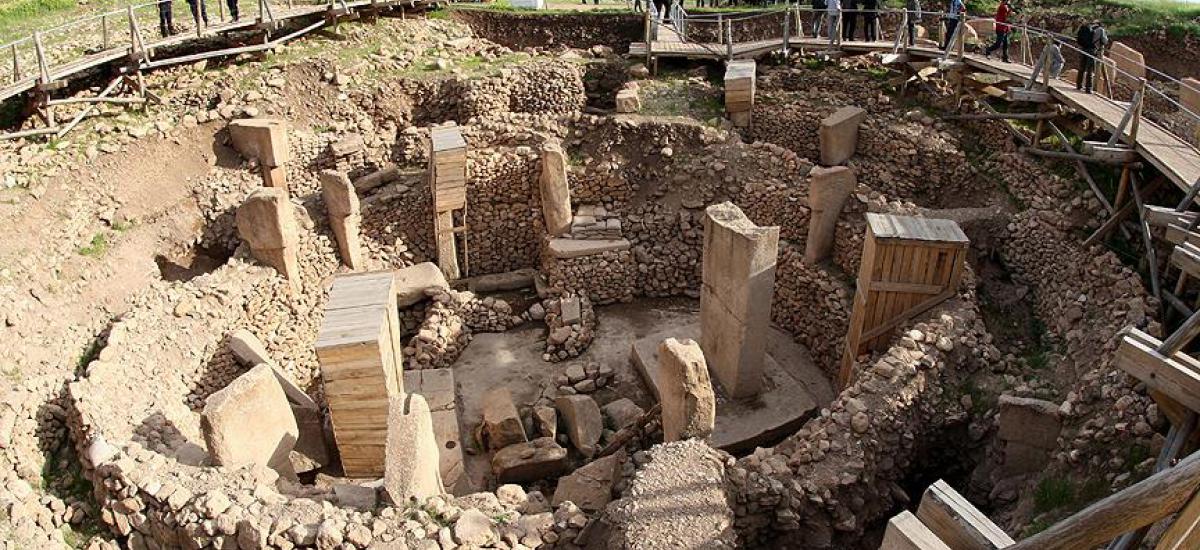 ‘Neolitik çağın merkezi’: Şanlıurfa’da (Urfa, Yedesia-‘Akunq’ web sitesi) ören yerlerin sır perdesi 12 kazıyla aralanacak