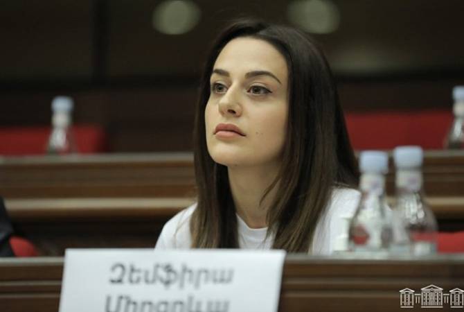 Suryani Milletvekili: Türkiye, azınlıklardan intikam alma anını kaçırmıyor