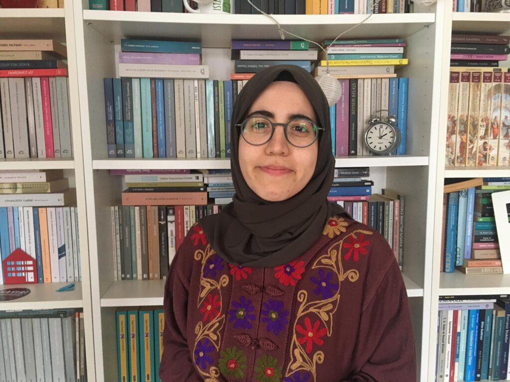 “Definecilerin makbul kabul edilmeyen grupların kültürel mirasını yok etmesine seyirci kalınıyor”