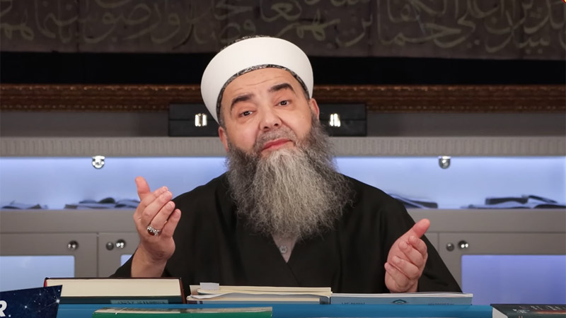 Ahmet Mahmut Ünlü: HDP’ye oy verenler vatandaşlıktan çıkarılsın