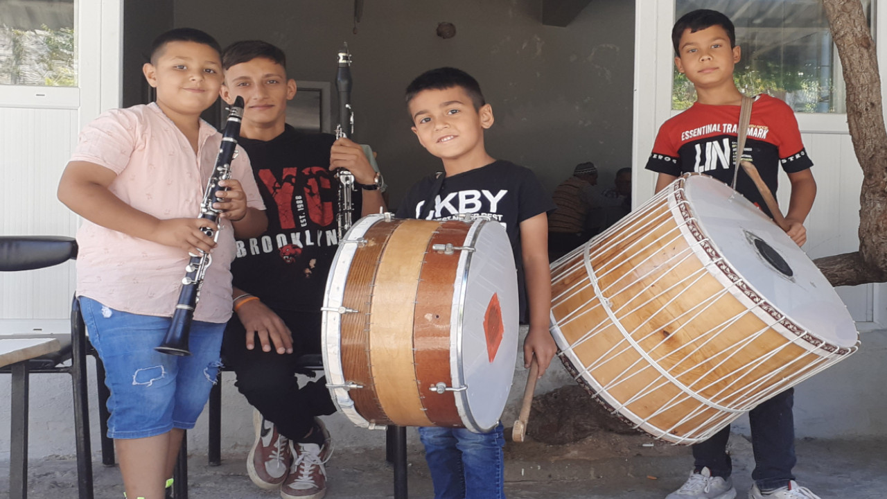 Bergama’da Roman Mahallesi: Her evden bir müzik aleti çıkıyor