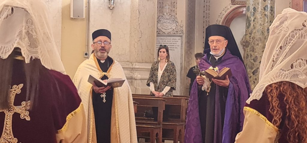 Başrahip Vartan Kazancıyan’ın Rahiplik Kutsamasının 30.Yılı