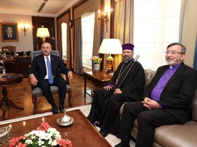 Maşalyan ve Barsamyan, Çavuşoğlu ile görüştü