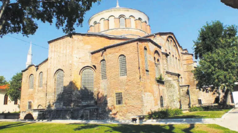 Sanat mekânı Aya İrini Kilisesi