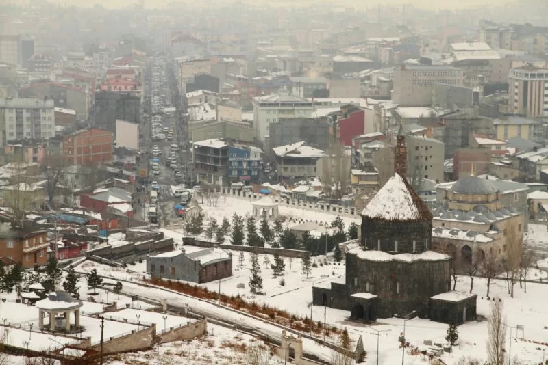 Kars’a kar çok yakışıyor