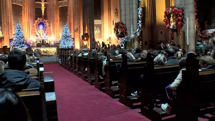 Saint Antuan Kilisesi’nde Noel Ayini