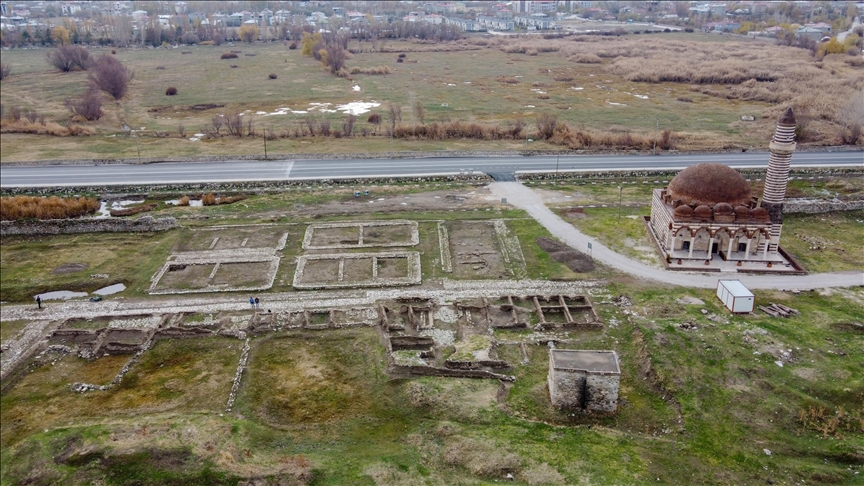 “Eski Van Şehri”ni ayağa kaldırmak için 50 kişilik uzman ekip çalışıyor