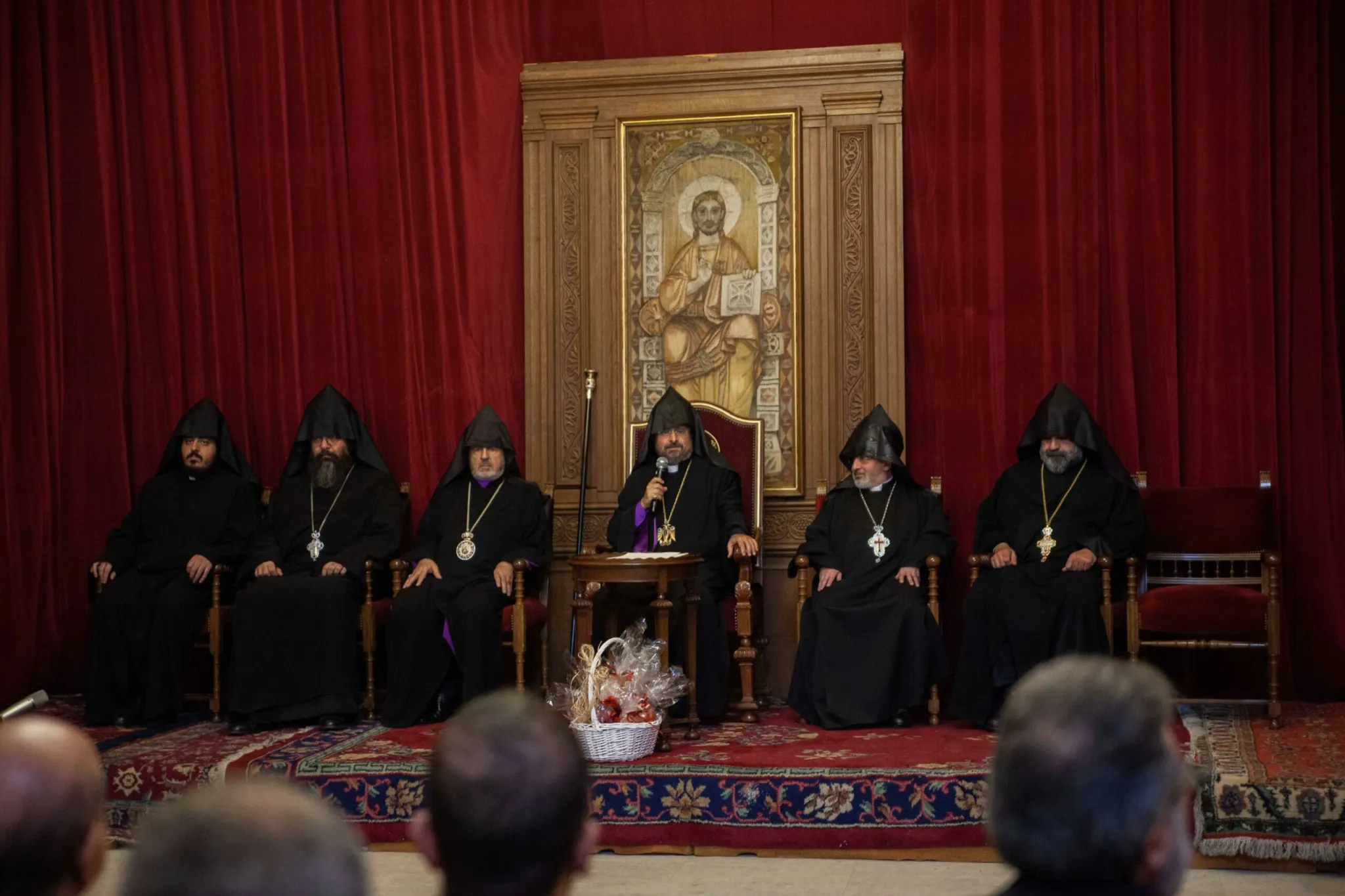 Doğuş Yortusu tebrik törenine okulların bütçe açığı tartışmaları damga vurdu