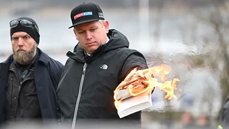 İsveç’te bir kitap yakıldıysa, zamanda Türkiye’de binlerce kitap yakıldı, binlerce kilise yıkıldı