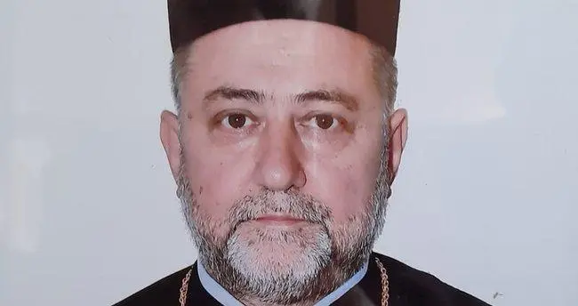 Edirneli papaz kilisenin bahçesine gömüldü