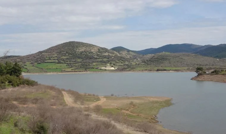 30 yıl sonra ortaya çıkmıştı… Hamam ve kilise kalıntıları yeniden su altında