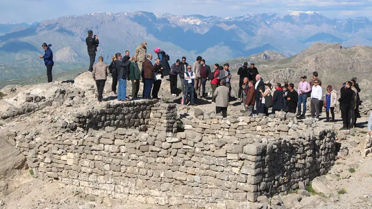 Süryanilerden kutsal sayılan Şırnak’taki ‘Sefine’ye ziyaret
