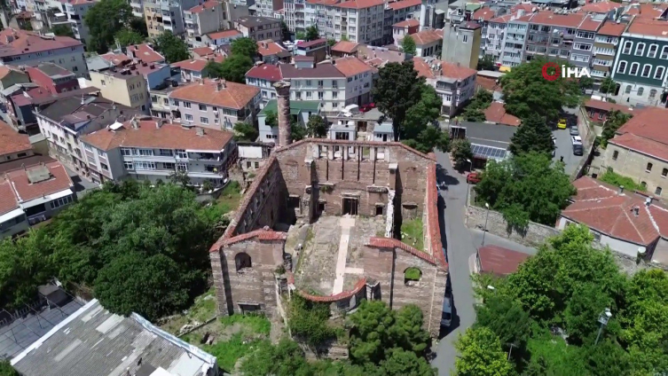 İstanbul’un en eski yapılarından: İmrahor İlyas Bey Camii