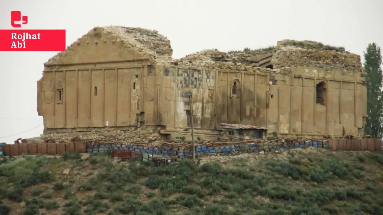 Başkale’de bulunan Aziz Bartholomeus Manastırı yok olmakla karşı karşıya