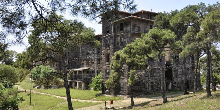 Büyükada Rum Yetimhanesi seçimi çıkmaza girdi