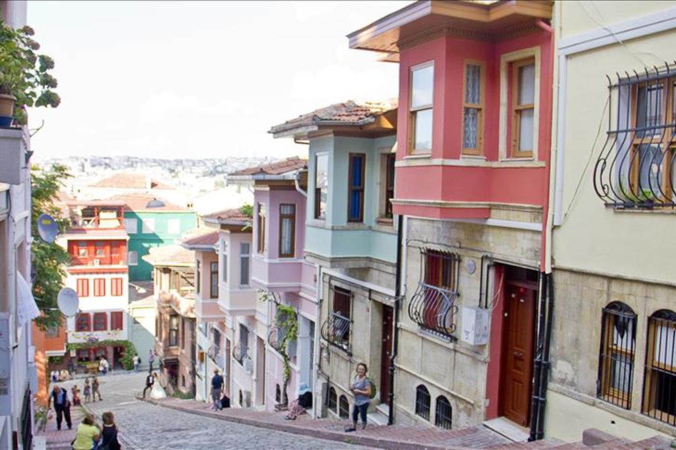 “Yorgi kızı Angeliki” diye birini bulmak zor… İstanbul’un “sahipsiz” mülklerinin hazineye devrine devam ediliyor