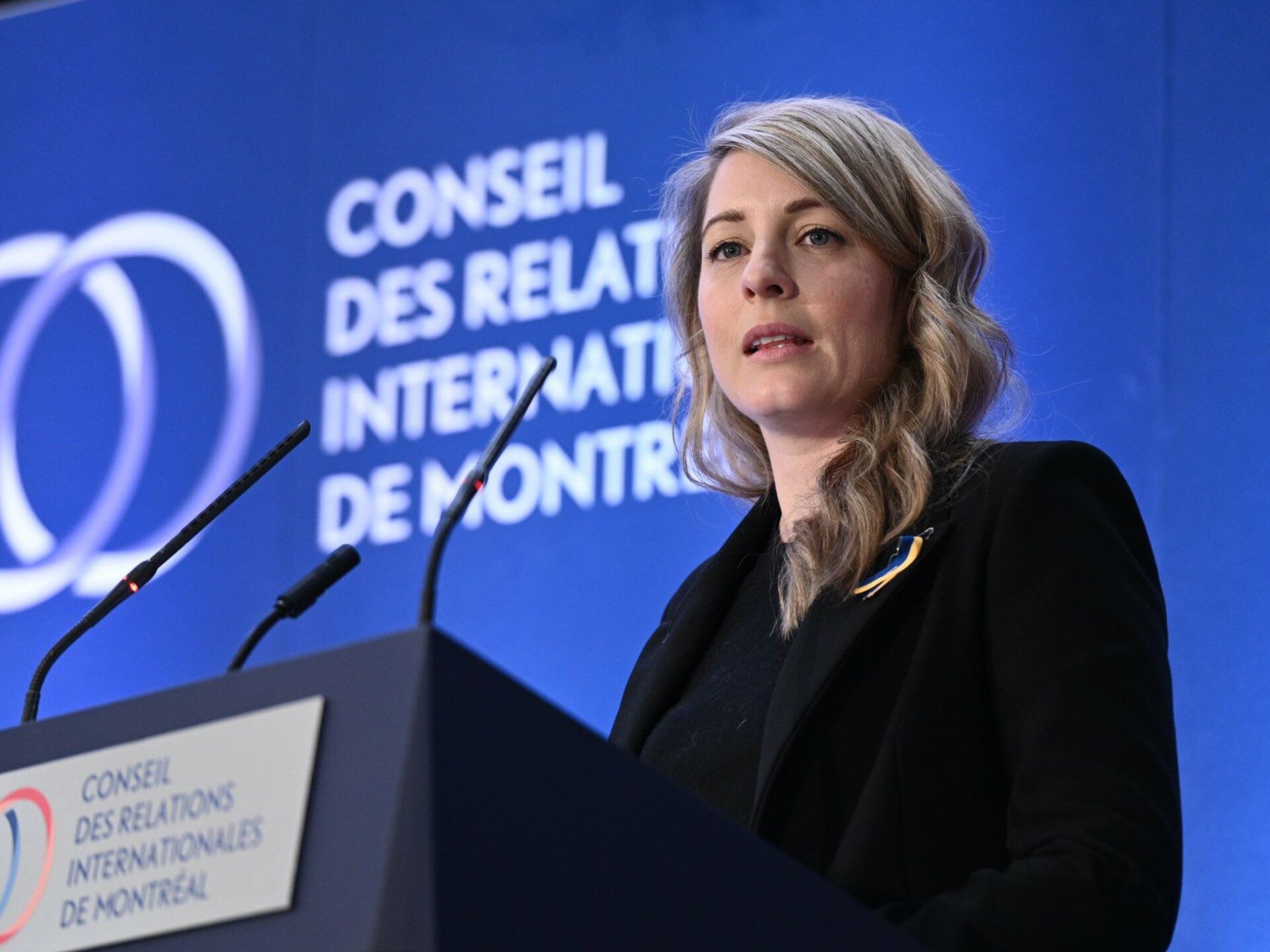 Kanada Dışişleri Bakanı, Ermeni Soykırımı Anıtında: “Anıyoruz ve talep ediyoruz”