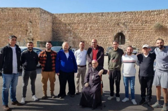 Kudüs’ün Ermeni mahallesindeki “İnek Bahçesi”ni savunmak için barışçıl gösteri devam ediyor