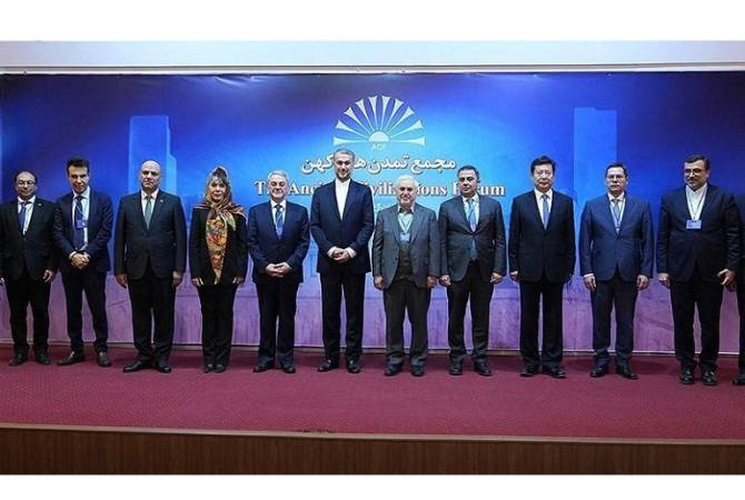 Ermenistan Dışişleri Bakan Yardımcısı,Karabağ’daki Ermeni mirasının tahribatıyla ilgili endişesini İran’da dile getirdi