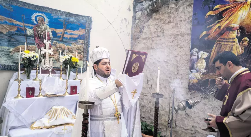 Türkiye’nin tek Ermeni köyü… Depremden 11 ay sonra ilk ayin