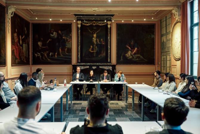 Belçika’da Ermeni Soykırımı konulu konferans düzenlendi