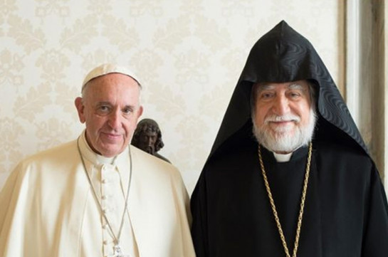 Kilikya Katolikosu I. Aram Hazretleri, Vatikan’a gitti! Papa Francis ile bir araya gelecek