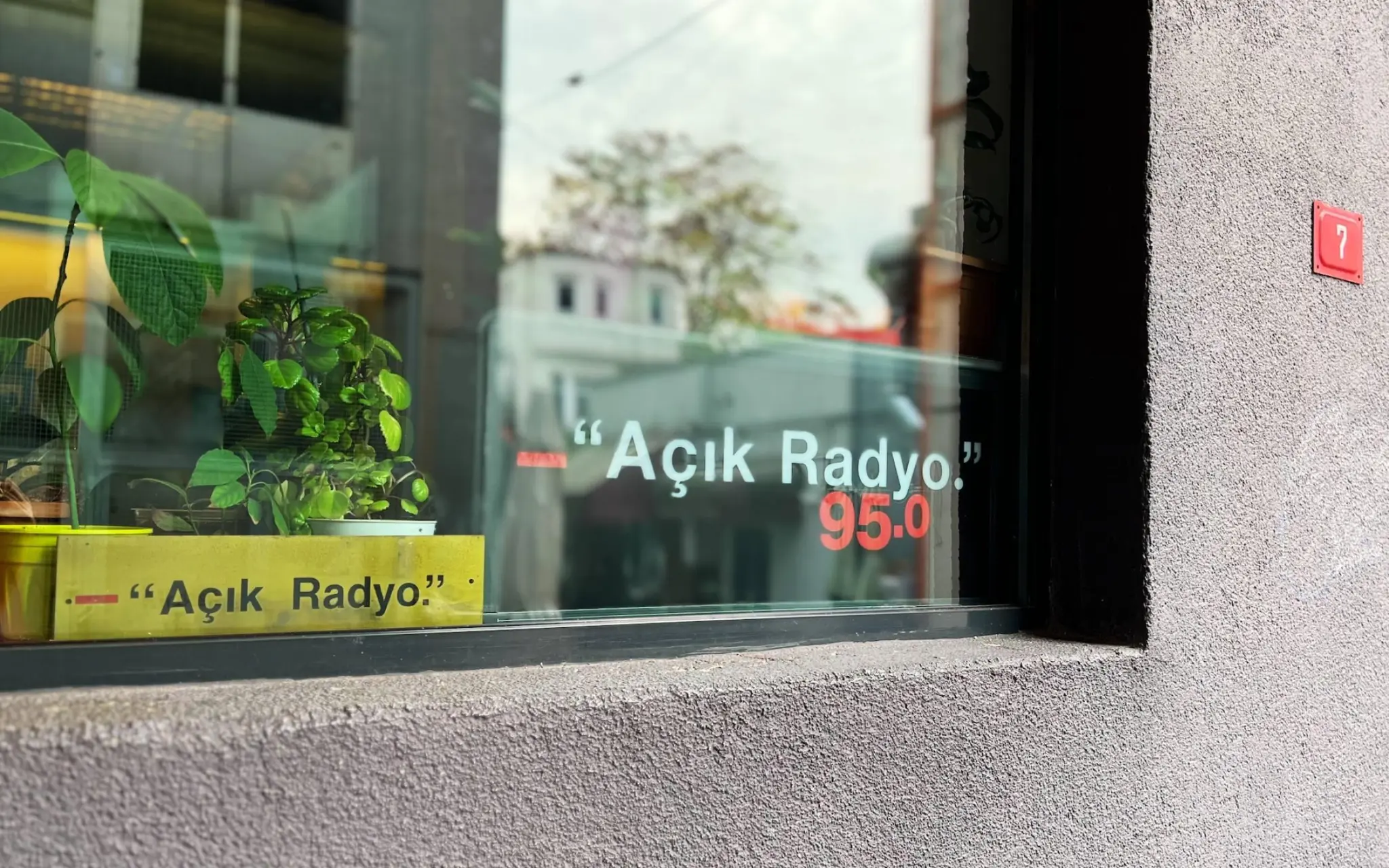 RTÜK’ten ‘Ermeni Soykırımı’ ifadesi nedeniyle Açık Radyo’ya yayın durdurma cezası