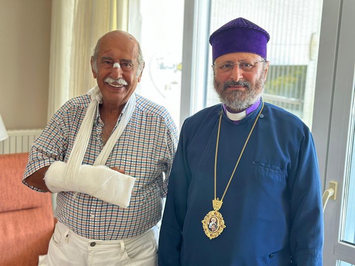 Patrik Maşalyan Kınalıada’da saldırıya uğrayan Garo Kaprielyan’ı ziyaret etti