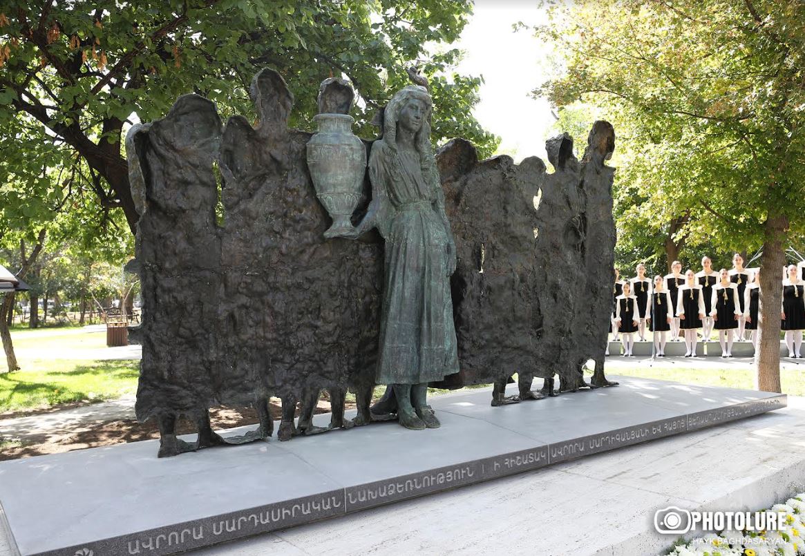 Aurora Mardiganian ve Ermeni Soykırımı şehitlerine adanmış anıt Yerevan’da açıldı
