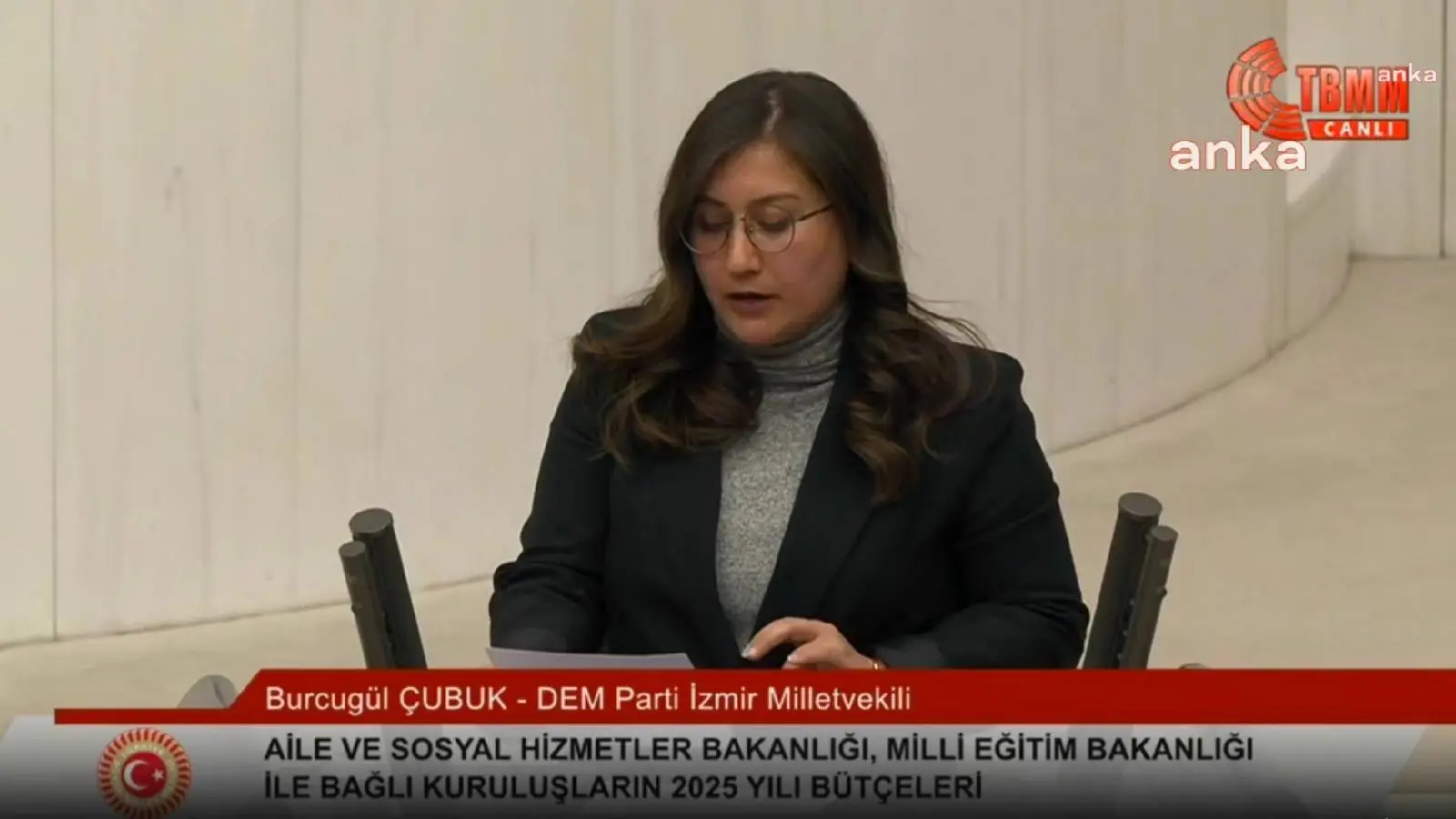 DEM Partili Çubuk: Öyle bir müfredat yaptınız ki geçmişte bilimsel değil diye eleştirdiğimiz müfredata rahmet okuttunuz