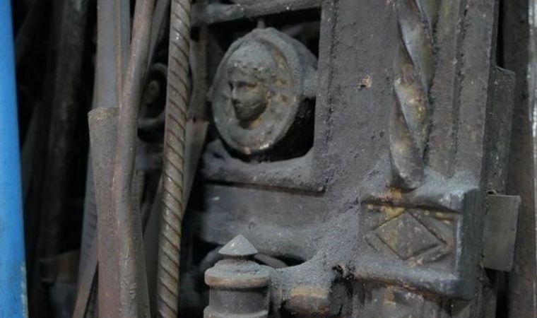 Bu kapının eşi benzeri yok: 158 yıllık tarihi kapıyı kimseye satmıyor